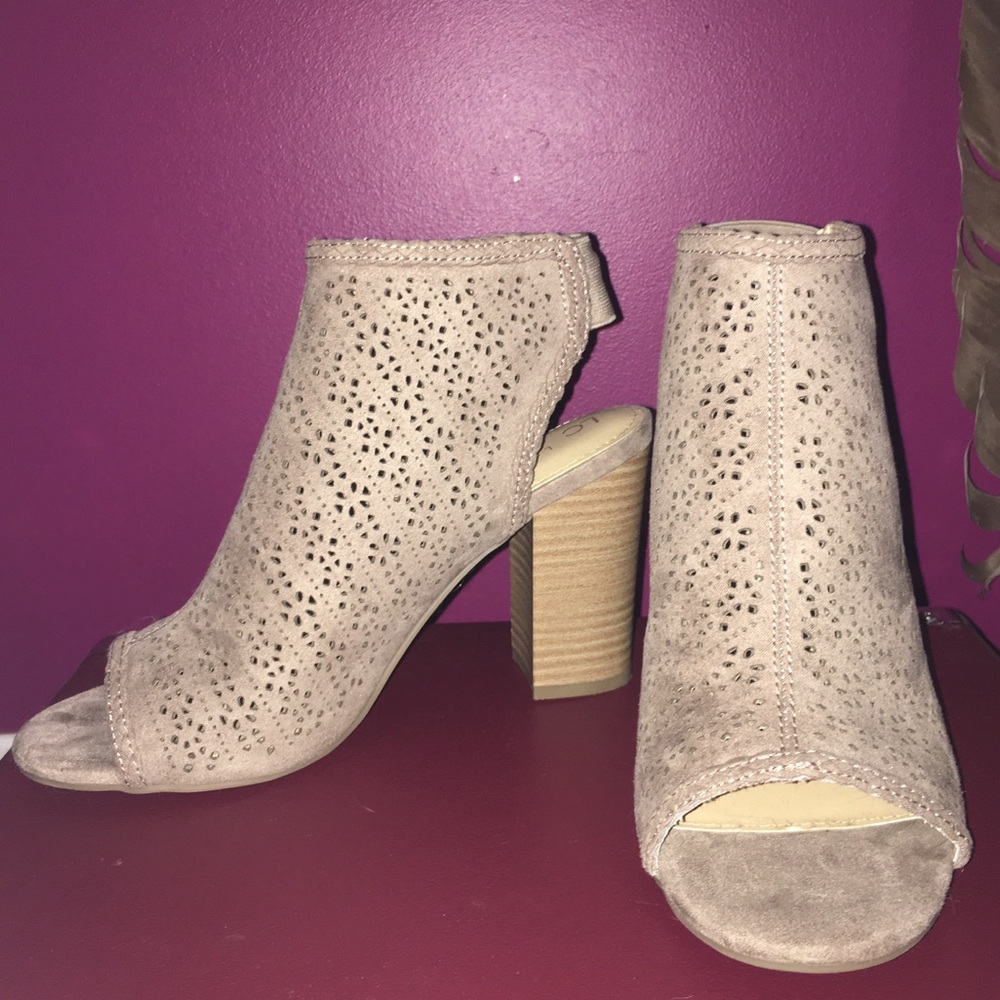 Lauren Conrad Open Toed Bootie Heels